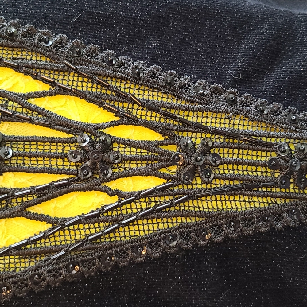 Bisou Bisou Black Sparkly Jacket - Picture 7 of 16